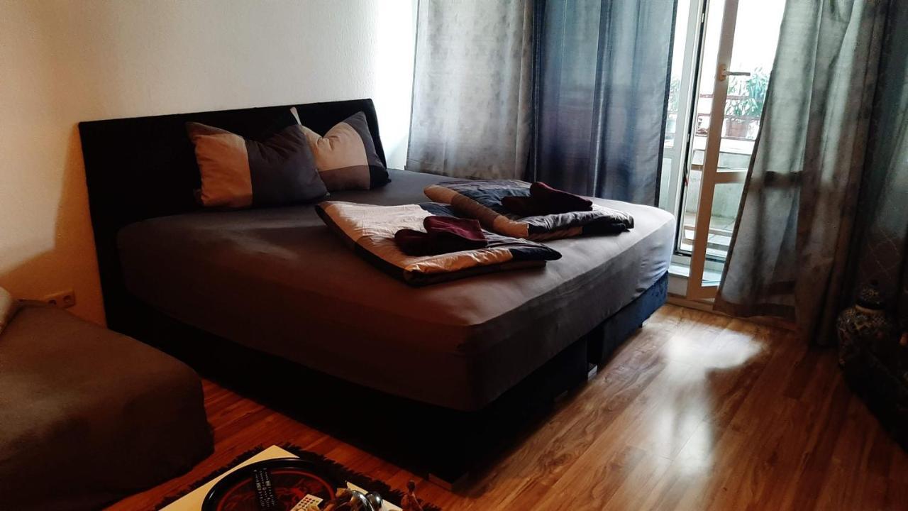 Apartamento Tolle Private 2-zimmer Im Szene Berlin-friedrichshain Berlim
